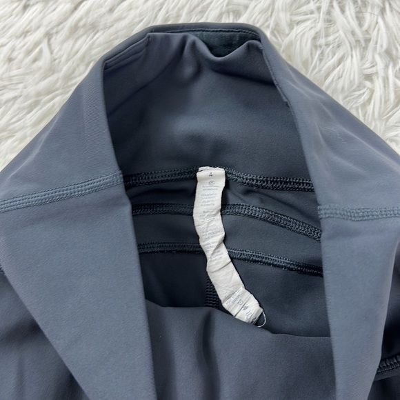 Lululemon Revitalize Crop (21") Blue Tied - Picture 4 of 7